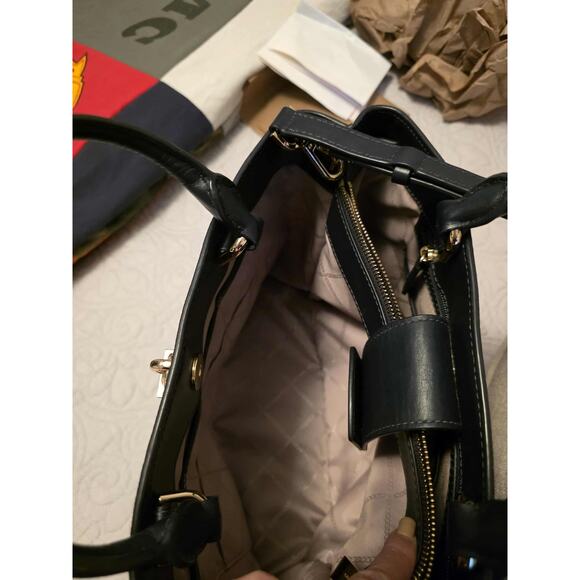 MICHAEL Kors Gramercy Signature Large Satchel - Picture 8 of 11